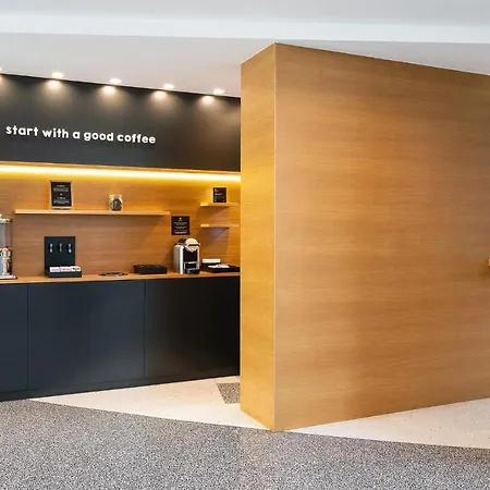 Hotel Hi 4*