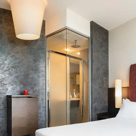 Hi Hotel 4*