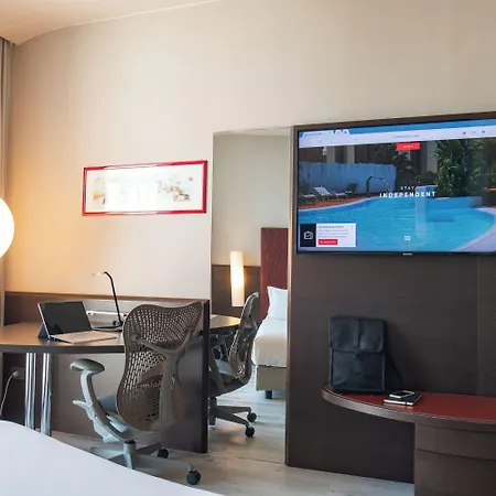 Hi Otel 4*