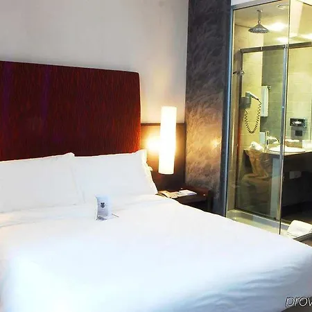 Hi Otel